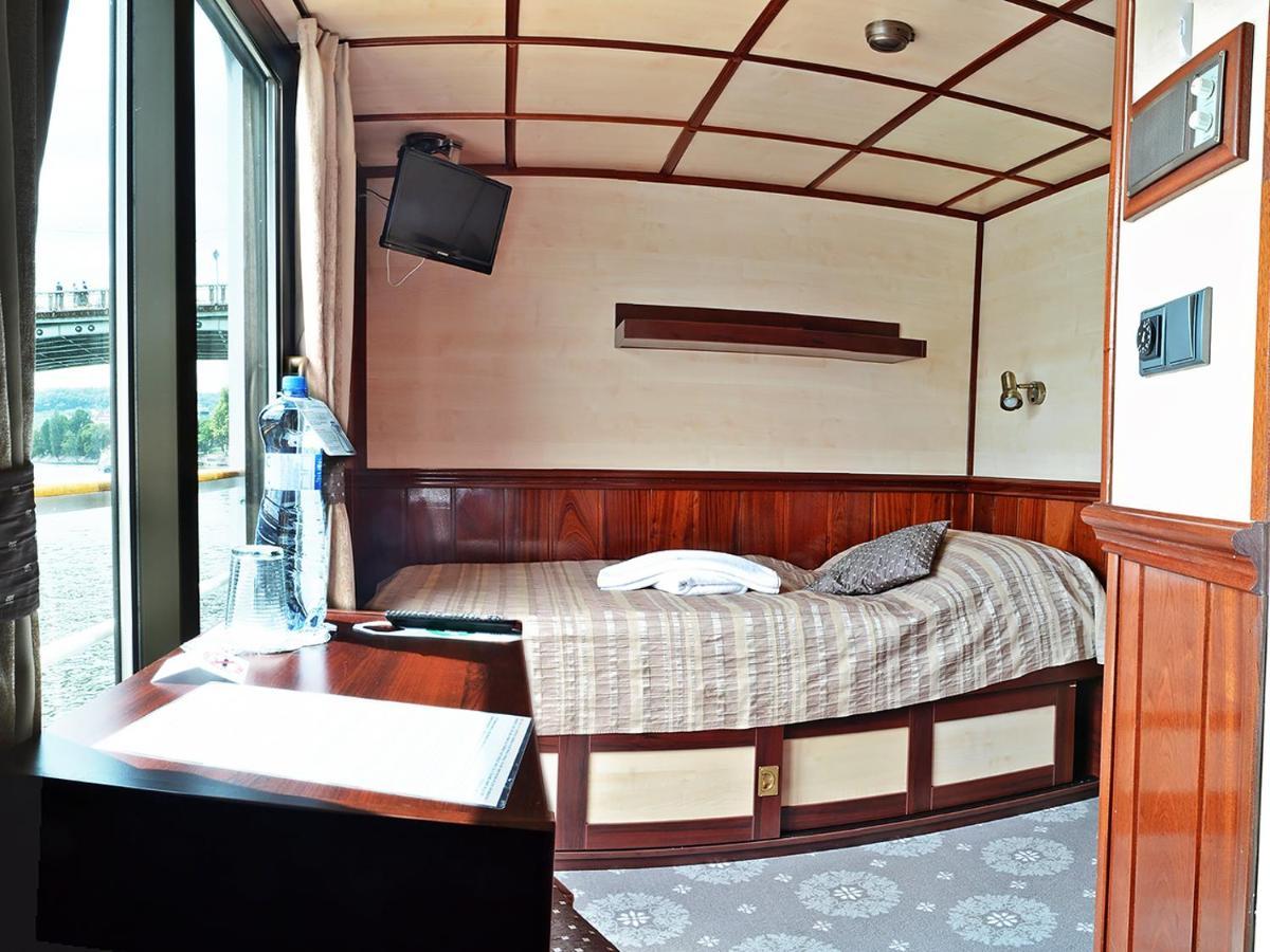 Botel Florentina Boat 3*